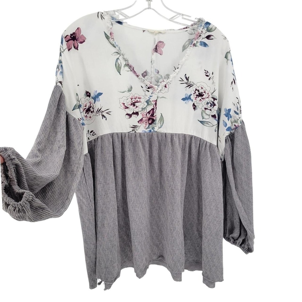 Mystree Floral Mixed Media Babydoll Blouse Grey White V-Neck Balloon Sleeve M
